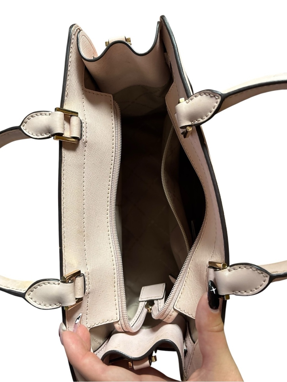Michael Kors // Purse // Pink // Rayne Saffiano - Picture 9 of 9